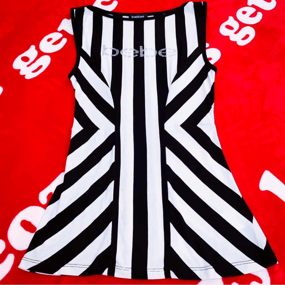 NWOT BEBE Black & White Sexy Sleeveless Shirt Silver Rhinestone BLING Tank Top